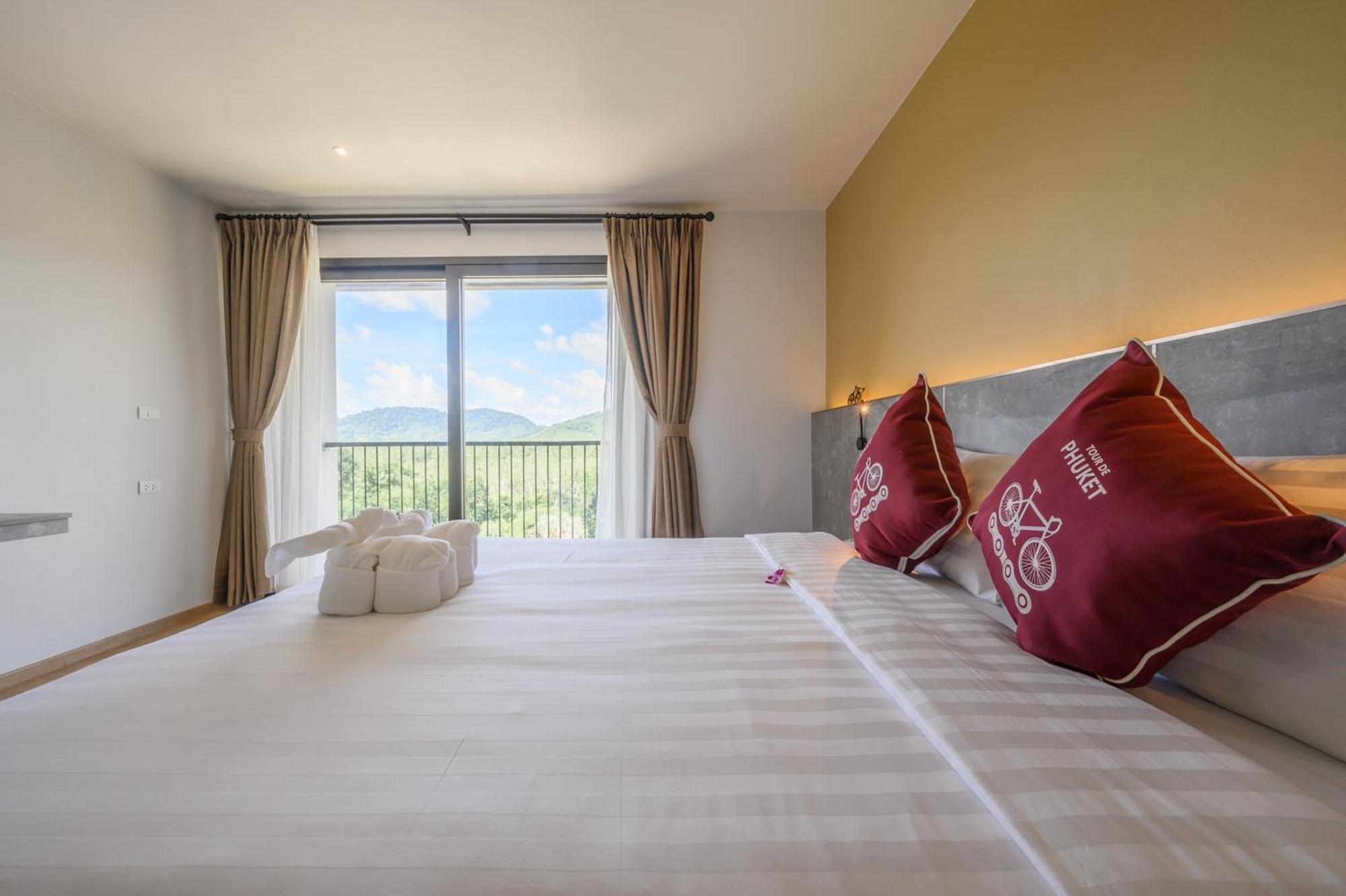 Tour De Phuket Hotel - Sha Plus Thalang Eksteriør billede