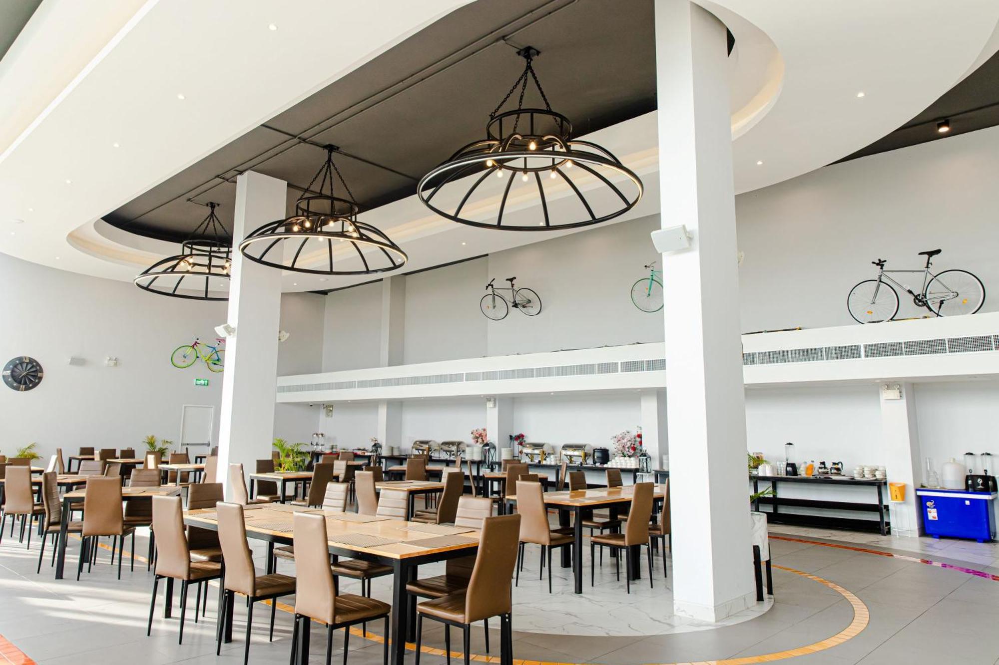 Tour De Phuket Hotel - Sha Plus Thalang Eksteriør billede